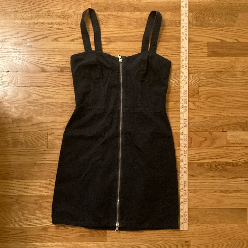 Marc by Marc Jacob’s navy zip front dress